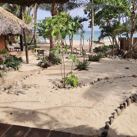 Hotel Bahia De La Luna Arroyo Cruz エクステリア 写真
