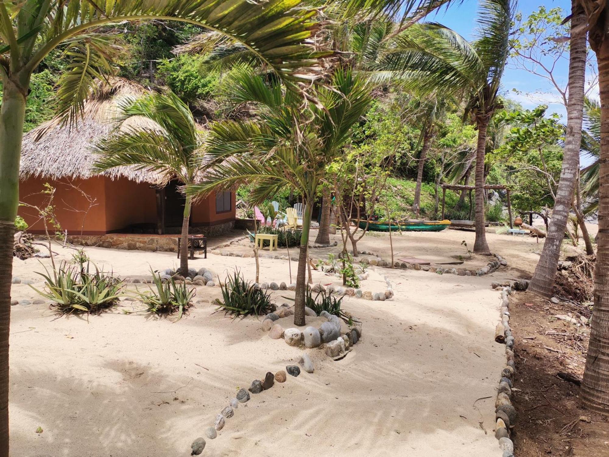 Hotel Bahia De La Luna Arroyo Cruz エクステリア 写真
