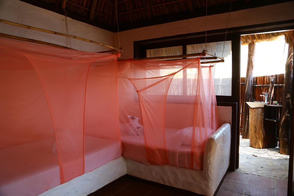 Hotel Bahia De La Luna Arroyo Cruz エクステリア 写真