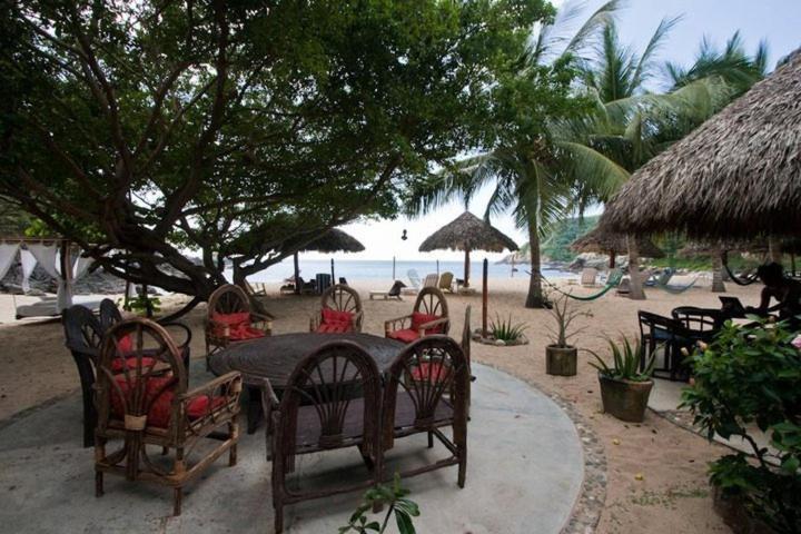 Hotel Bahia De La Luna Arroyo Cruz エクステリア 写真