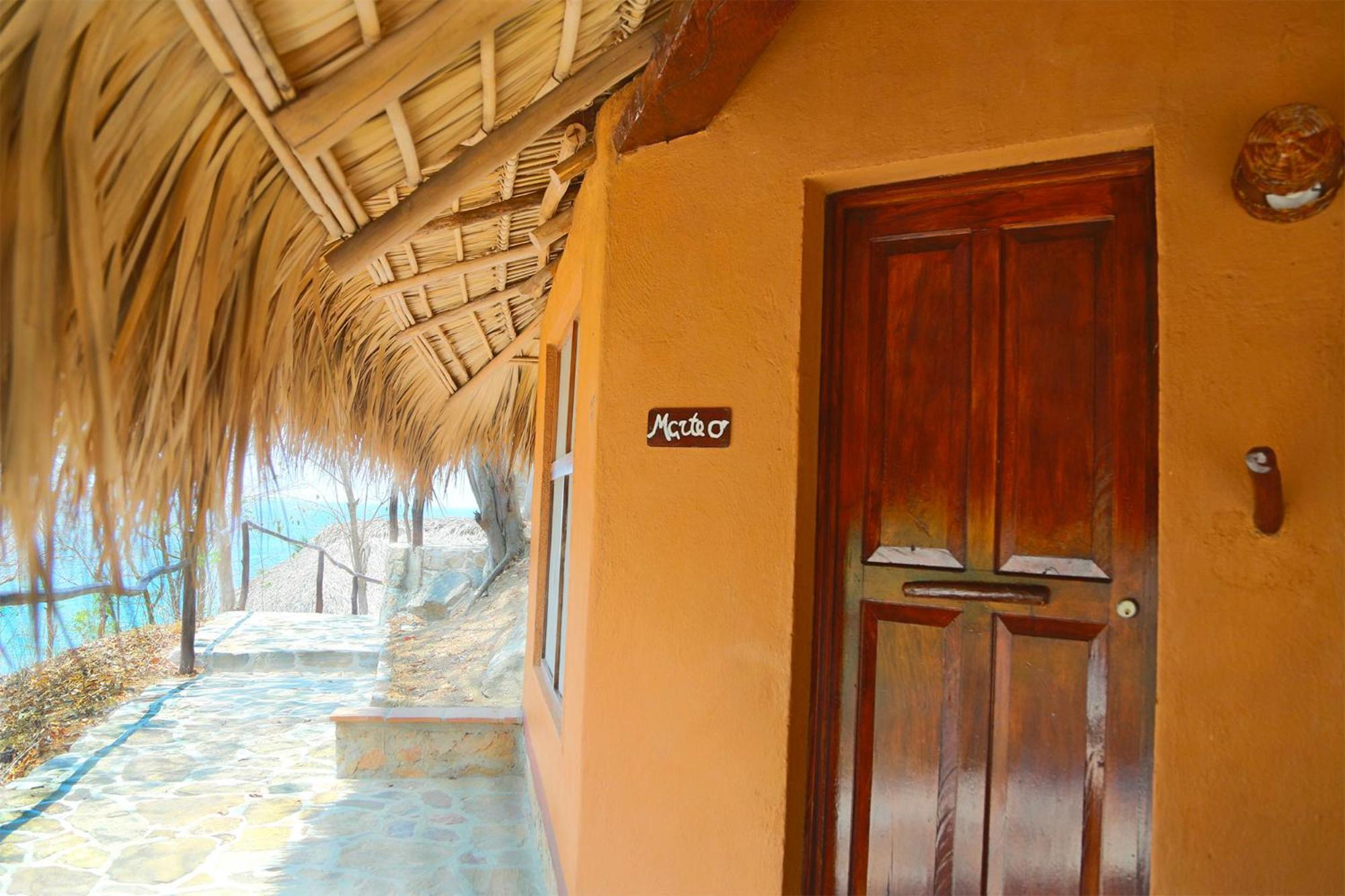 Hotel Bahia De La Luna Arroyo Cruz エクステリア 写真