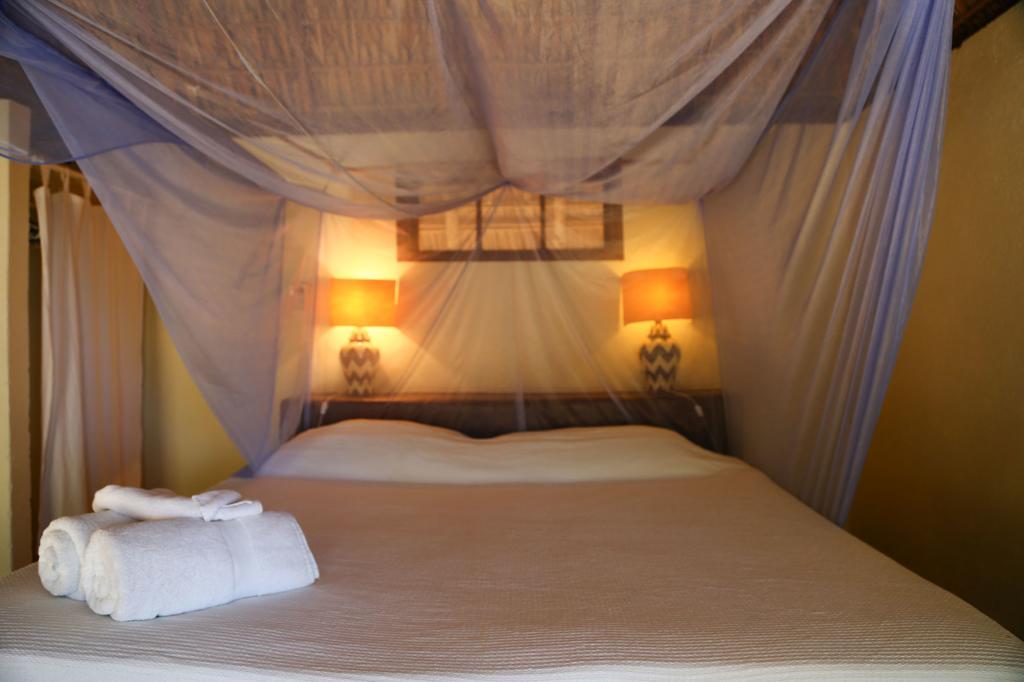 Hotel Bahia De La Luna Arroyo Cruz エクステリア 写真